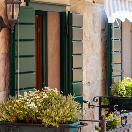 Apartments Linda Makarska Ngoại thất bức ảnh