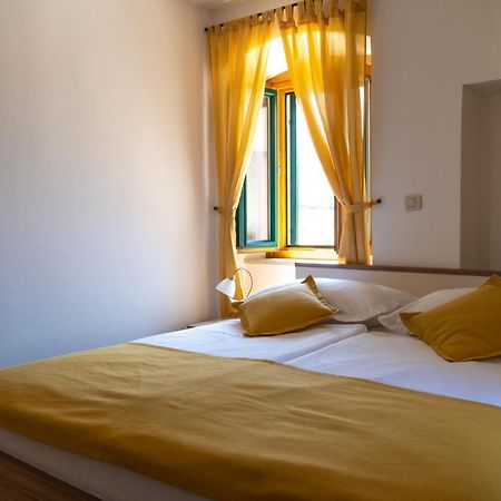Apartments Linda Makarska Ngoại thất bức ảnh