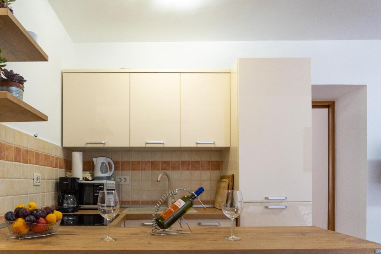 Apartments Linda Makarska Ngoại thất bức ảnh