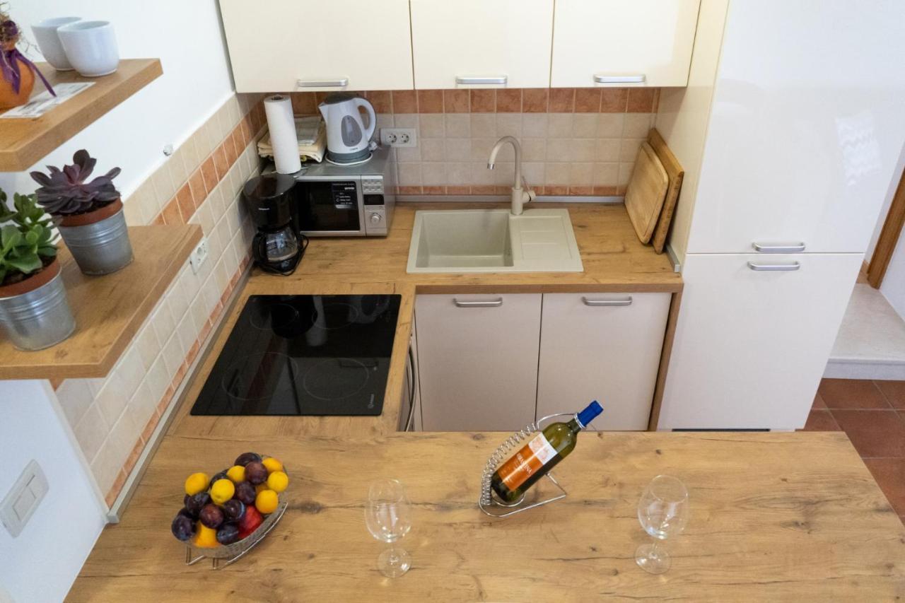 Apartments Linda Makarska Ngoại thất bức ảnh