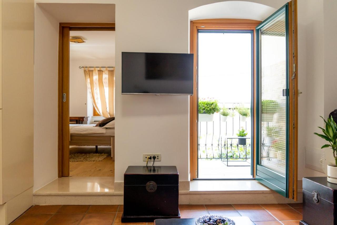 Apartments Linda Makarska Ngoại thất bức ảnh