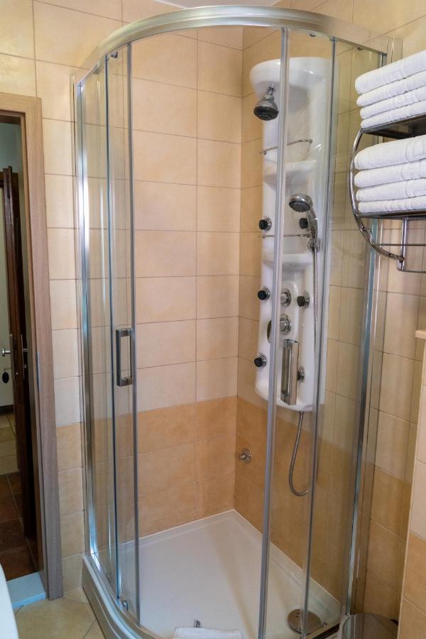 Apartments Linda Makarska Ngoại thất bức ảnh