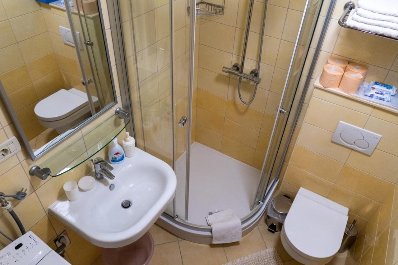 Apartments Linda Makarska Ngoại thất bức ảnh