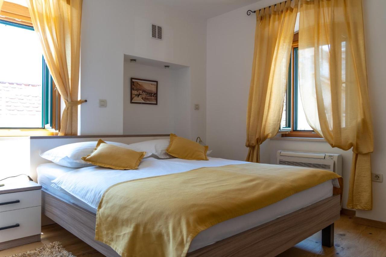 Apartments Linda Makarska Ngoại thất bức ảnh
