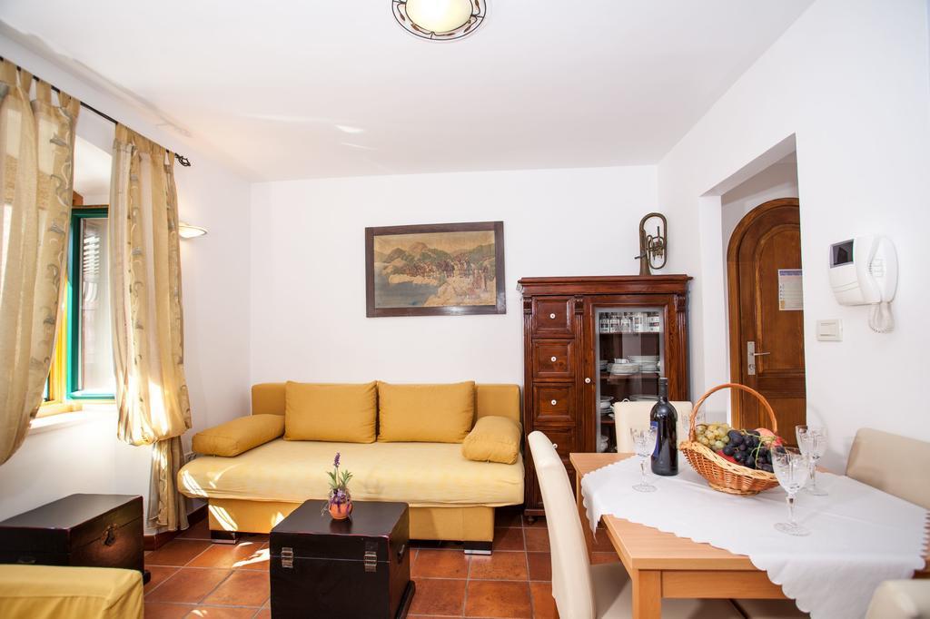 Apartments Linda Makarska Phòng bức ảnh